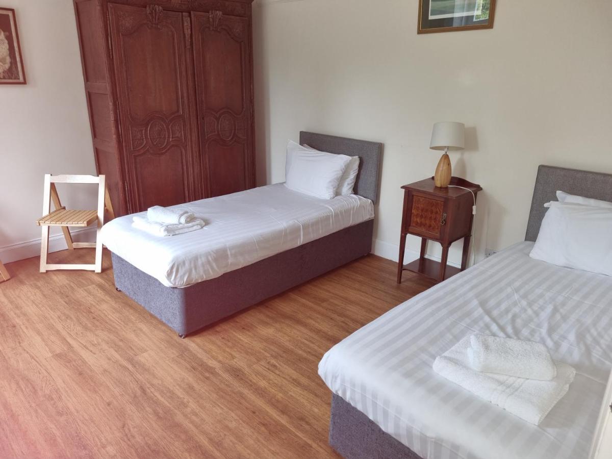 Auchendennan Farm Self Catering Cottages Balloch Eksteriør bilde
