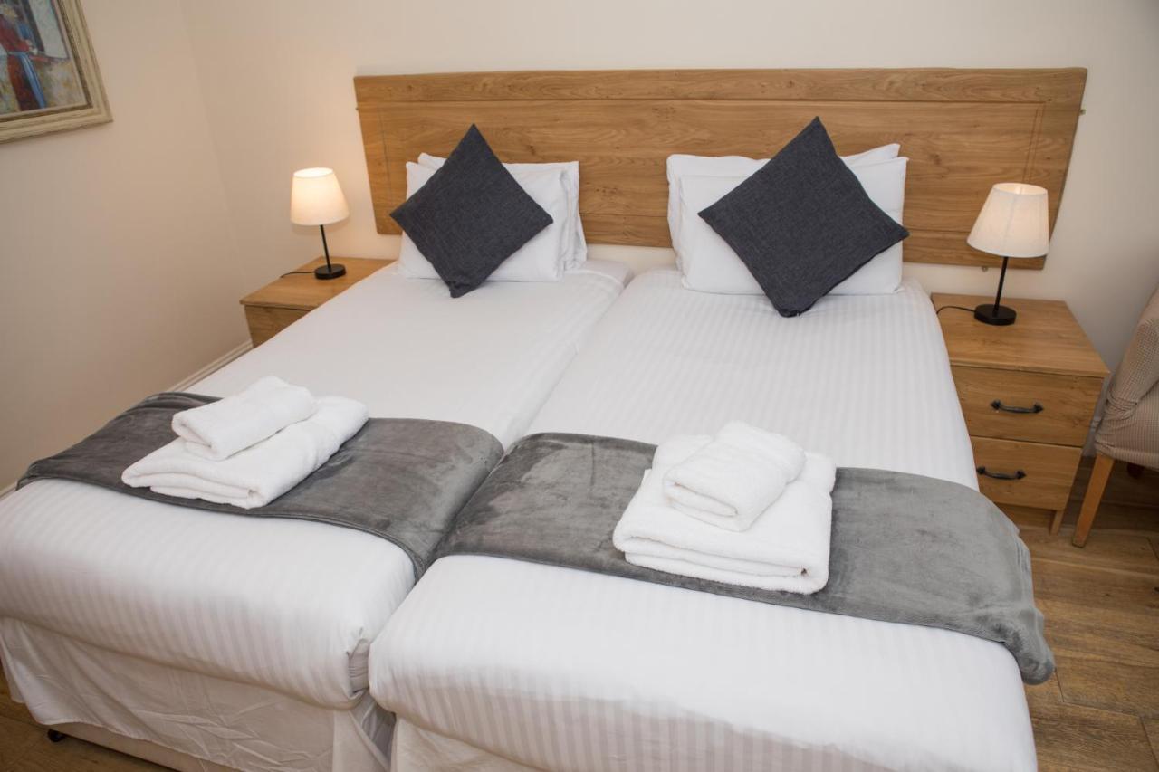 Auchendennan Farm Self Catering Cottages Balloch Eksteriør bilde