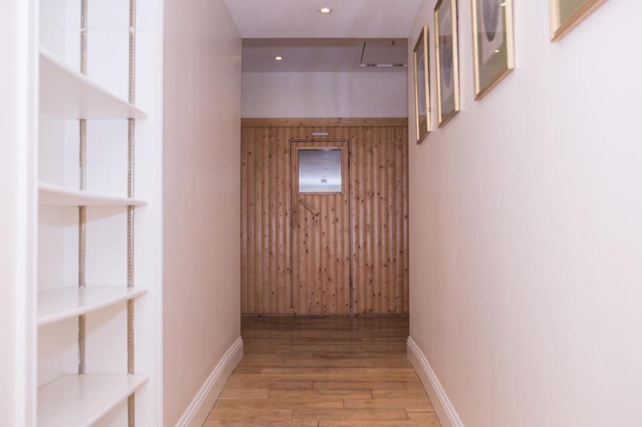Auchendennan Farm Self Catering Cottages Balloch Eksteriør bilde