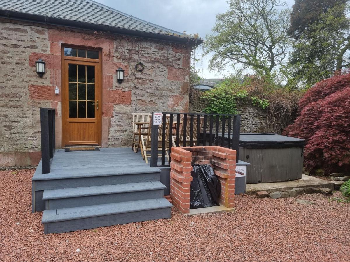 Auchendennan Farm Self Catering Cottages Balloch Eksteriør bilde
