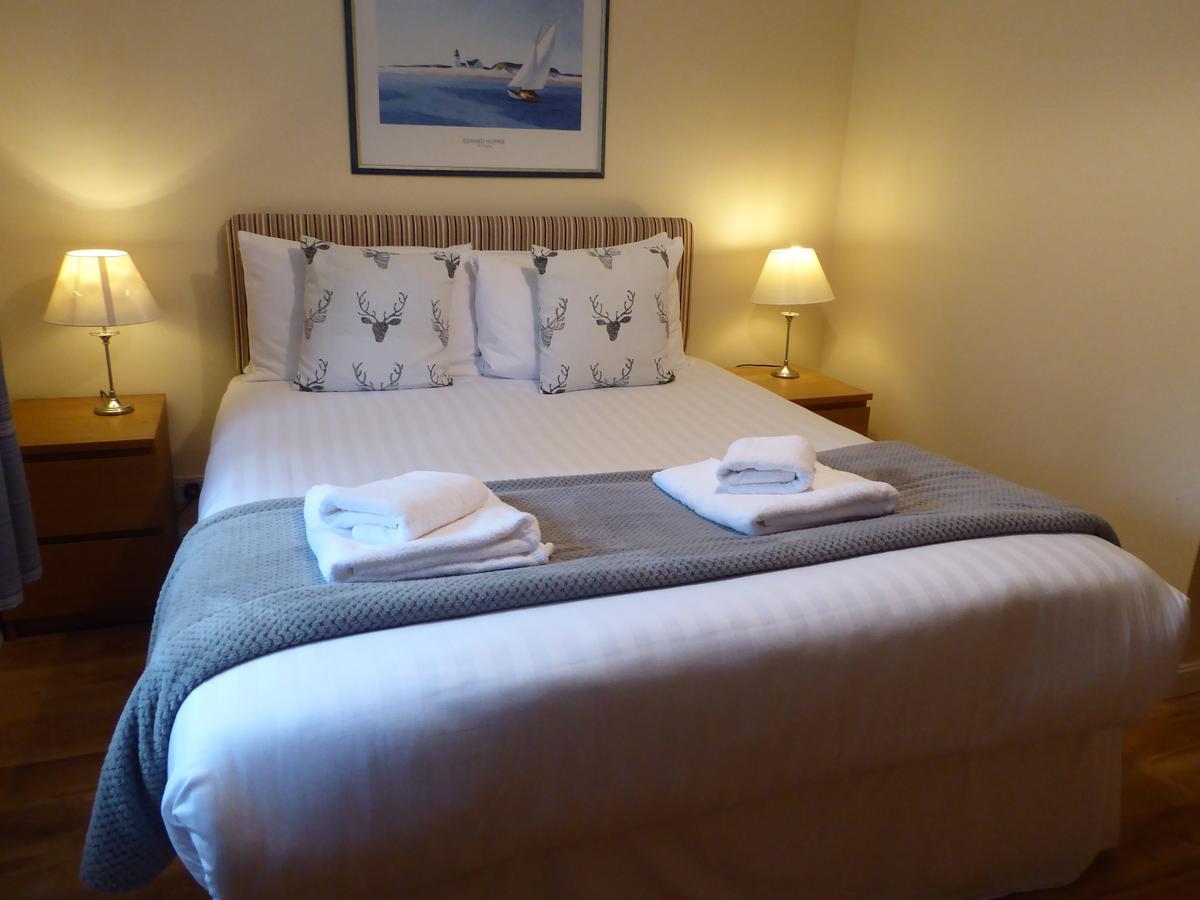 Auchendennan Farm Self Catering Cottages Balloch Eksteriør bilde