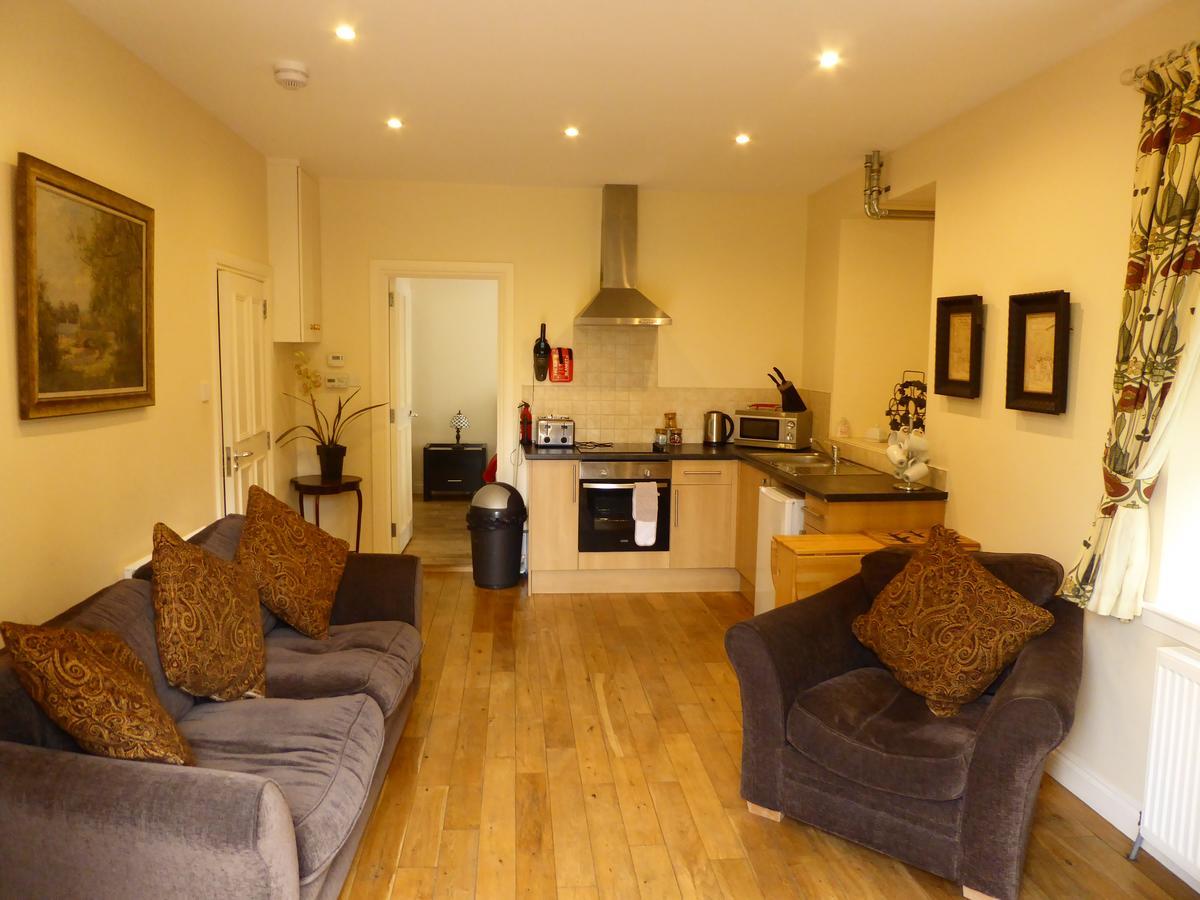 Auchendennan Farm Self Catering Cottages Balloch Eksteriør bilde