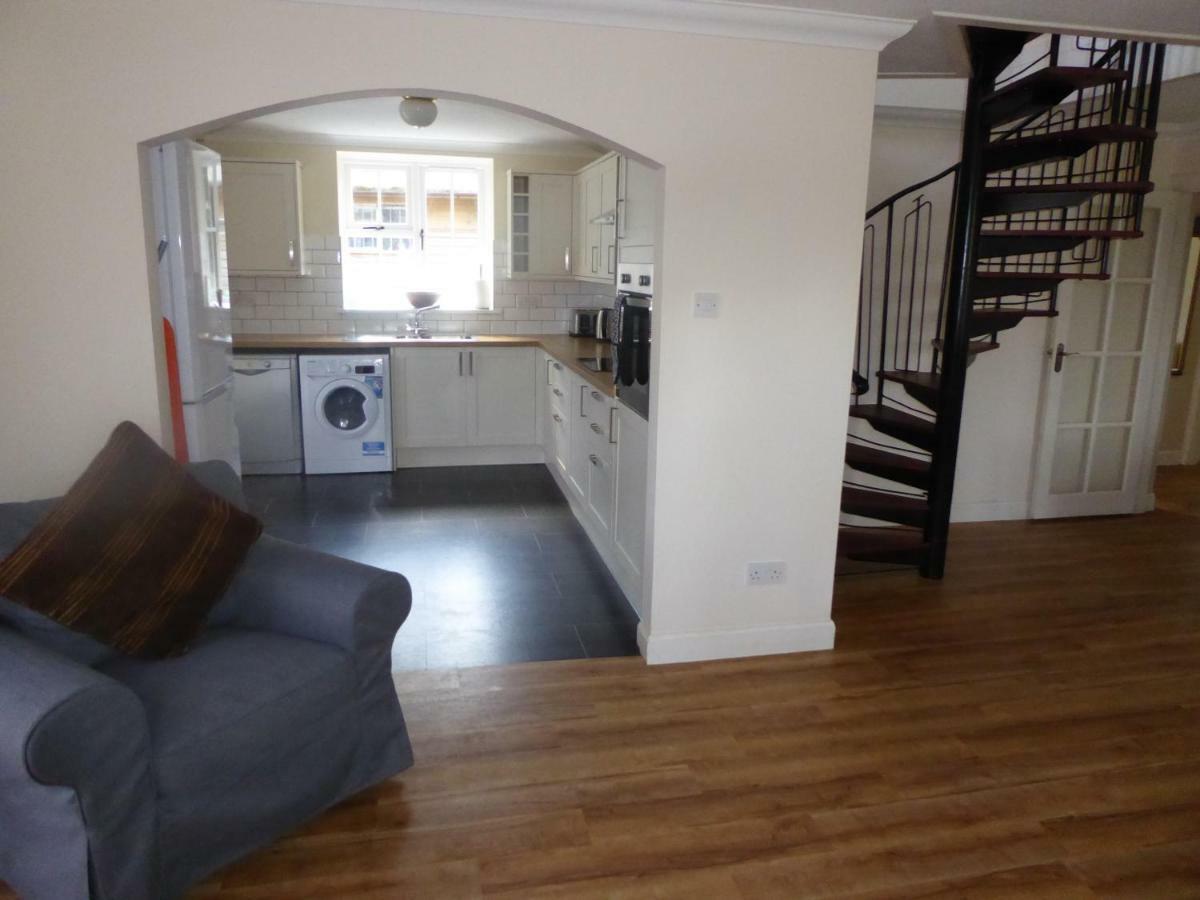Auchendennan Farm Self Catering Cottages Balloch Eksteriør bilde