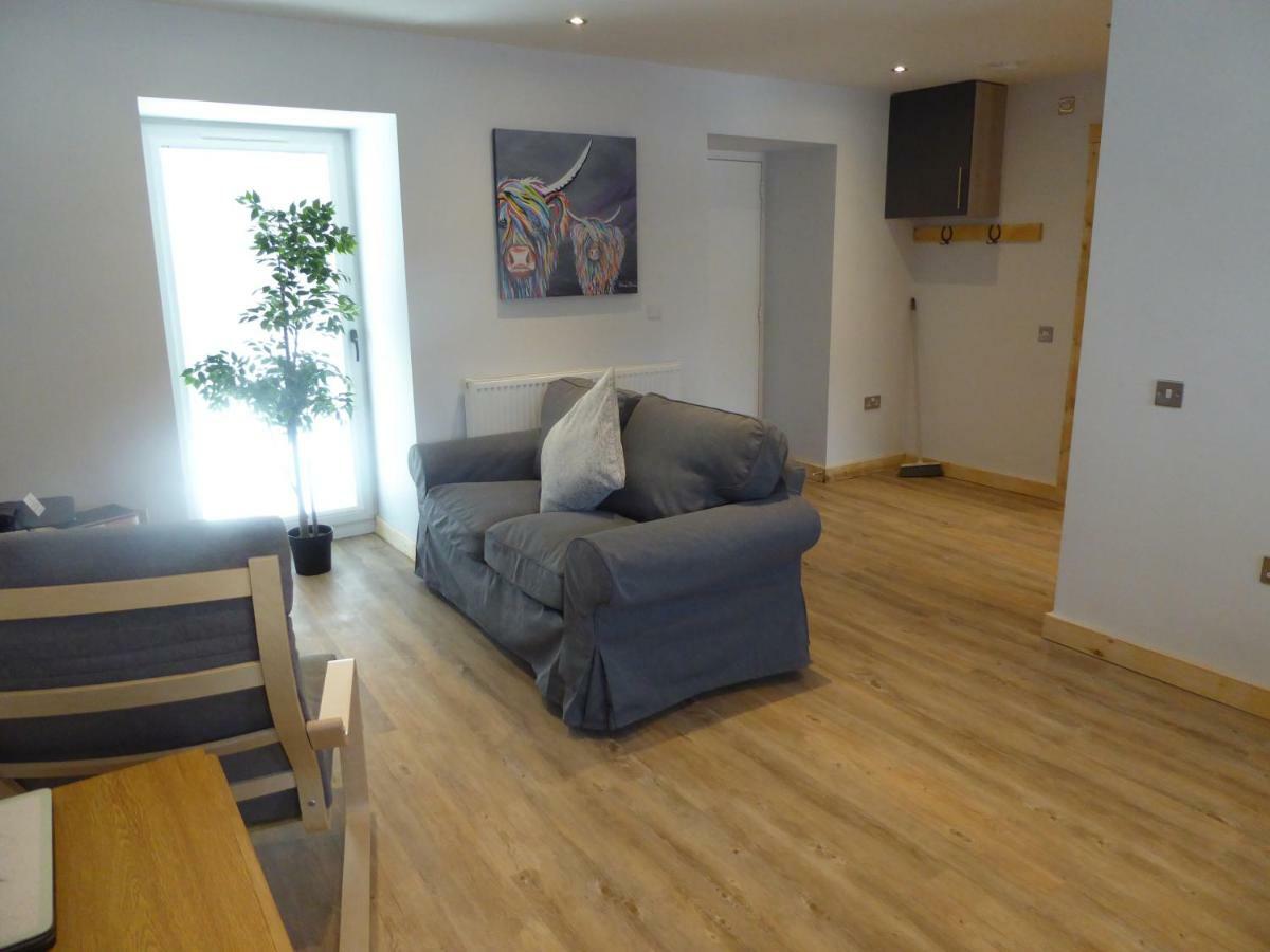 Auchendennan Farm Self Catering Cottages Balloch Eksteriør bilde
