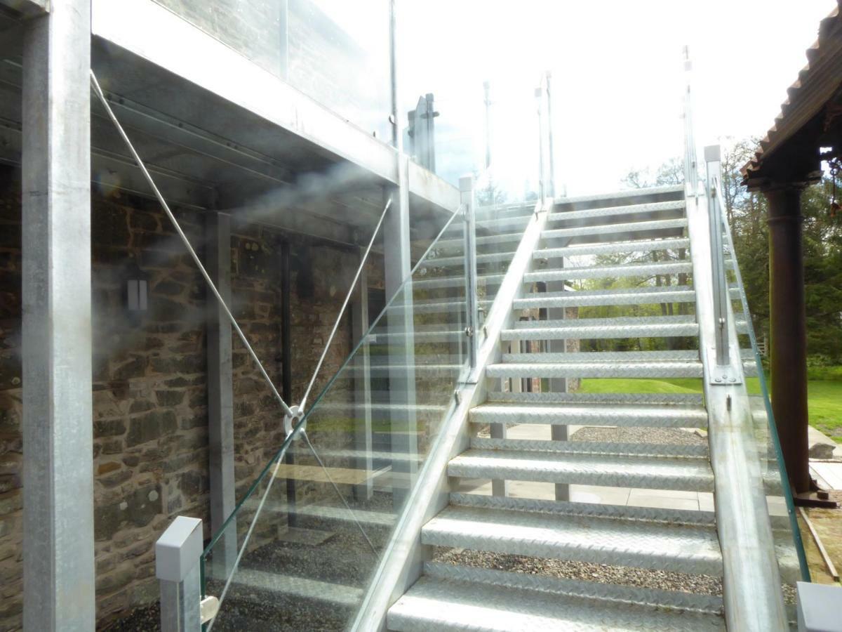 Auchendennan Farm Self Catering Cottages Balloch Eksteriør bilde